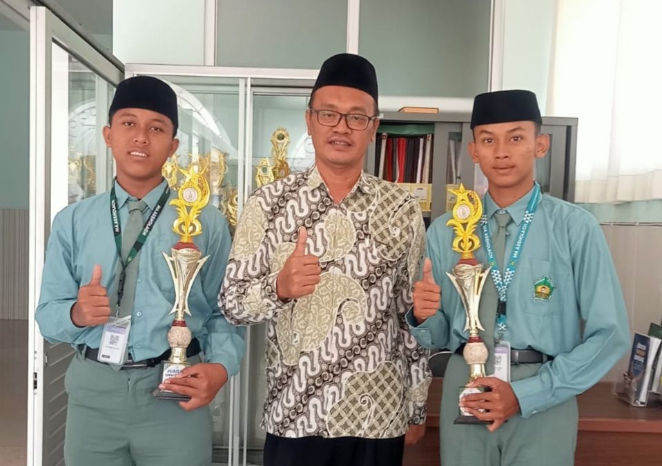 Siswa MA Assholach Ukir Prestasi Banggakan Madrasah, Raih Juara II Syarhil Qur’an MTQ