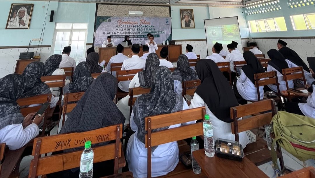 Mantapkan Mutu Pendidikan, MTs & MA Assholach Gelar Bimbingan Teknis Implementasi KBC & MAGIS Bersama Tim Pengawas Kemenag Kab. Pasuruan