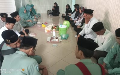 Milad ke-17, MA Assholach Gelar Peringatan dengan Doa Bersama